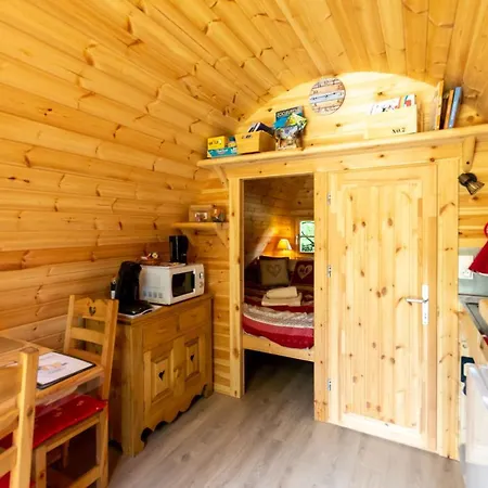 Le Cocoon Asnierois Camping *